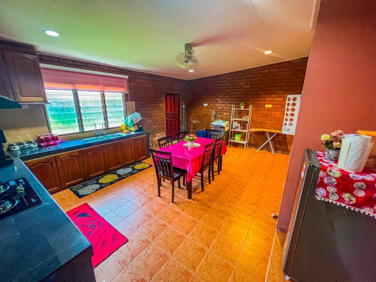 Nail Guest House Kuala Besut Kampong Nail Bagian luar foto